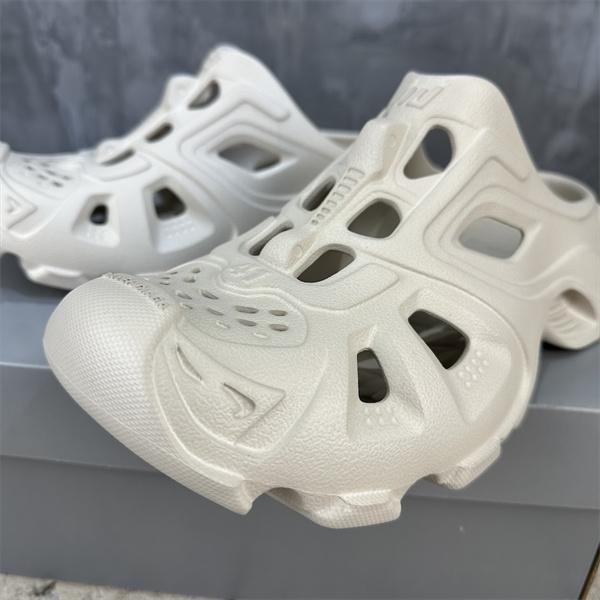 バレンシアガサンダルコピー2026トレンドBALENCIAGA Mold Closed Rubber Sandals Yellow 
