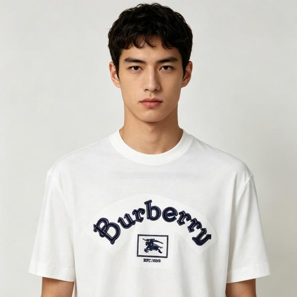 BURBERRY コピー バーバリー コピー アーチロゴ刺繍Tシャツ ホースマーク 半袖カットソー 人気 定番