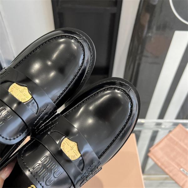 オシャレ26新作 MiuMiu ミュウミュウ靴スーパーコピー履き心地抜群で痛くなりません