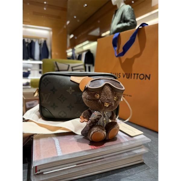 Louis Vuitton ルイヴィトンバッグチャームコピーLV LOUIS BEARおしゃれ可愛いプレゼント