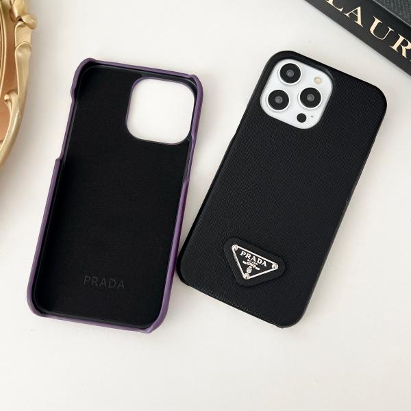 IPHONE17 PRADA コピー プラダ コピー サフィアーノ調スマホケース 耐衝撃 保護カバー ミニマルデザイン