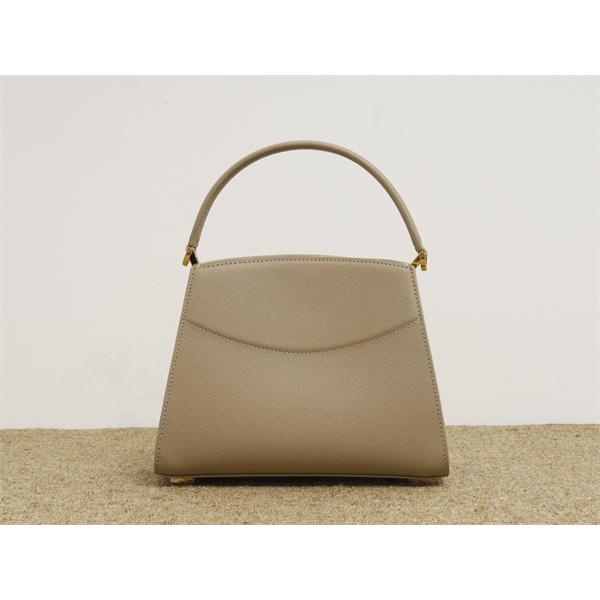 Salvatore Ferragamo Studio Boxフェラガモハンドバッグコピー人気2026トレンド最新作