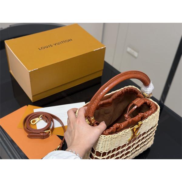 2026上品 Lv Capucinesルイヴィトンハンドバッグコピー旅行用お洒落春夏流行り