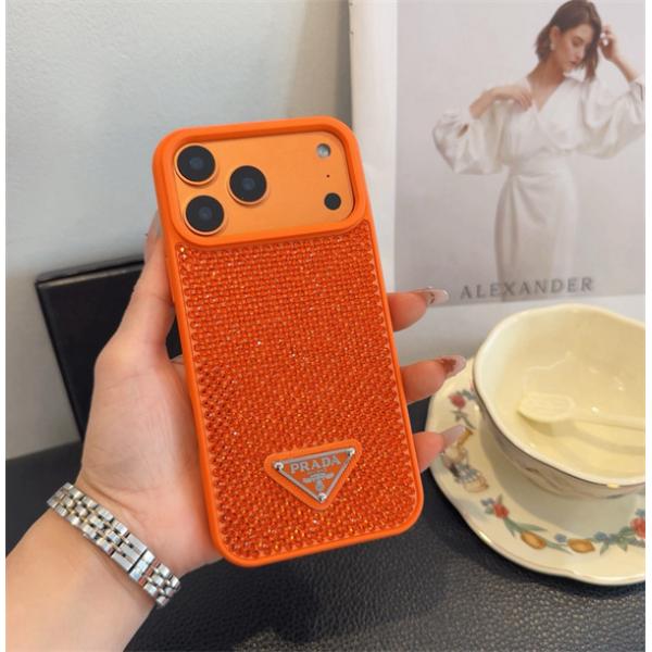 Prada プラダiPhone17ケースコピー スマホケース 全面保護 耐衝撃 落下防止  スタンド機能付き 