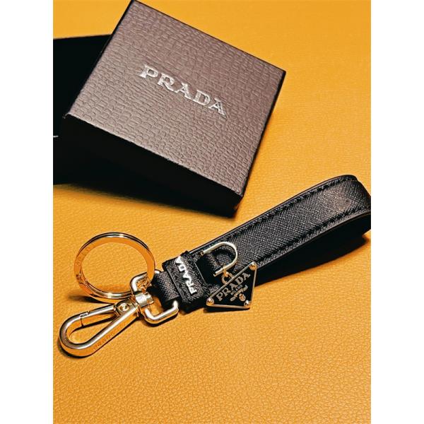 PRADA SAFFIANO プラダキーホルダースーパーコピー激安2026トレンド新作6色
