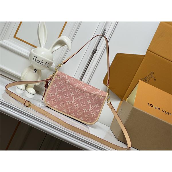  モノグラムデザイン 斜め掛け対応 LOUIS VUITTON ルイヴィトン コピー バッグ デイリー主力 人気上昇中