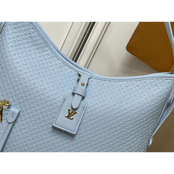 ハンドバッグ ポーチセット モノグラムエンボス LOUIS VUITTON ルイヴィトン コピー すっきり見え 買い足し候補 外出コーデ向け
