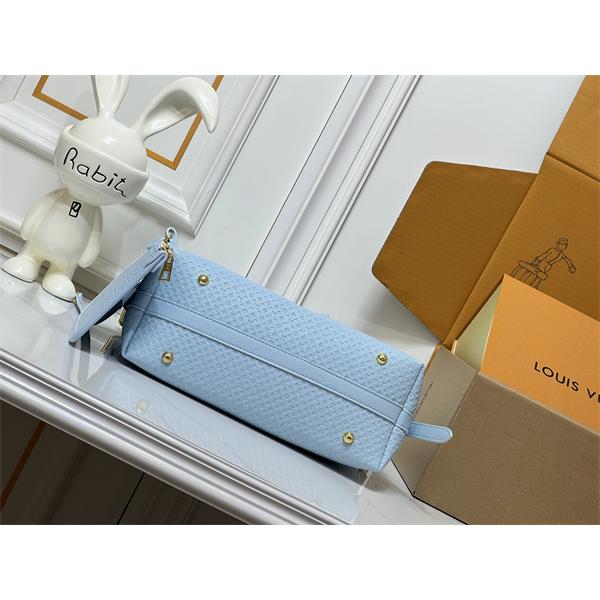 ハンドバッグ ポーチセット モノグラムエンボス LOUIS VUITTON ルイヴィトン コピー すっきり見え 買い足し候補 外出コーデ向け