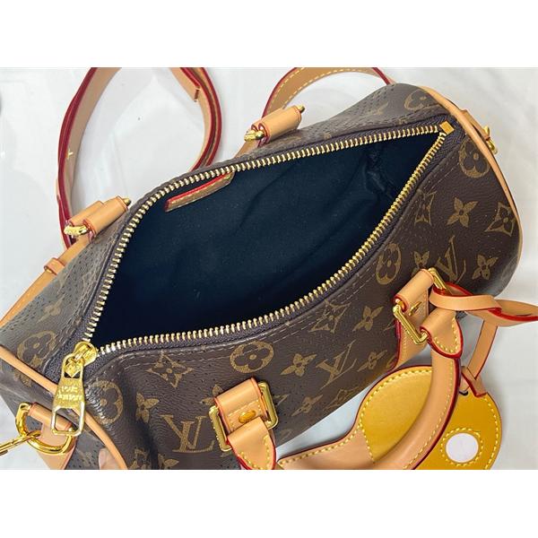 ボストンバッグ モノグラム総柄 45cm LOUIS VUITTON ルイヴィトン コピー ショルダー付き 収納力 週末旅行向け