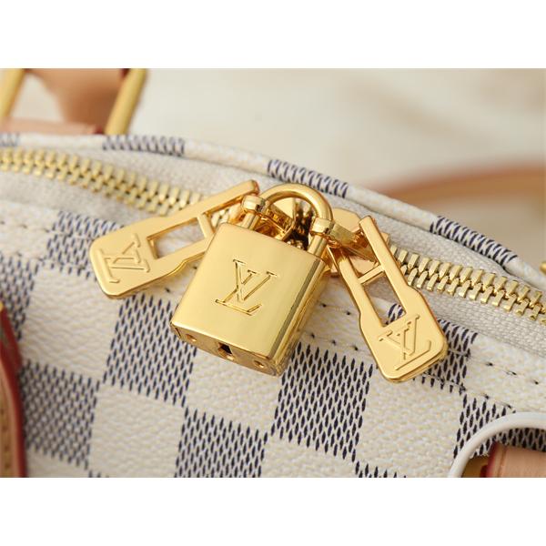 ショルダーバッグ ダミエ柄 ボストン風シルエット LOUIS VUITTON ルイヴィトン コピー チャーム付き 着回し力 ショップおすすめ