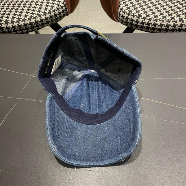 2026 新品BALENCIAGA バレンシアガキャップコピー小顔効果抜群ストリートファッション個性的