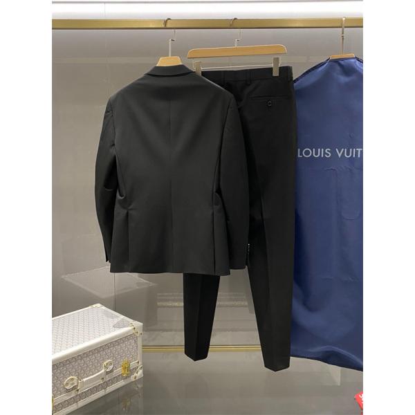 人気26ssルイヴィトンスーツセットコピー LOUIS VUITTONイケメン向けファッションアイテム