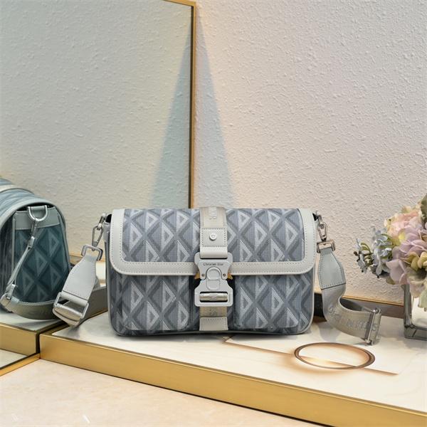 Dior Hit the Road ディオールショルダーバッグメンズコピー 2026SS流行り人気上質なアイテム