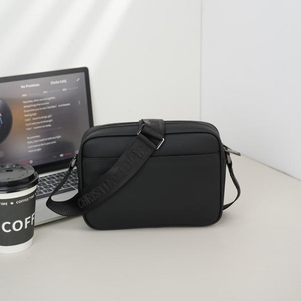 Dior ディオール Rider 2.0 オブリーク柄 メッセンジャーバッグ Christian Dior ショルダーバッグ 斜め掛け対応 都会的 人気上昇中