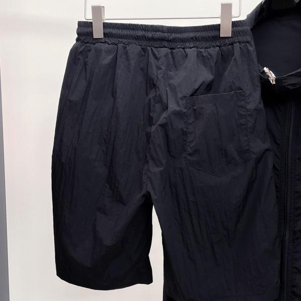 PRADA プラダ ナイロンセットアップ UVカットパーカー ショートパンツ 軽量テック素材 フード付き 2026新作 デイリー主力 メンズ上下セット