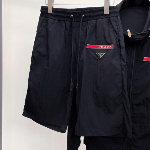 PRADA プラダ ナイロンセットアップ UVカットパーカー ショートパンツ 軽量テック素材 フード付き 2026新作 デイリー主力 メンズ上下セット