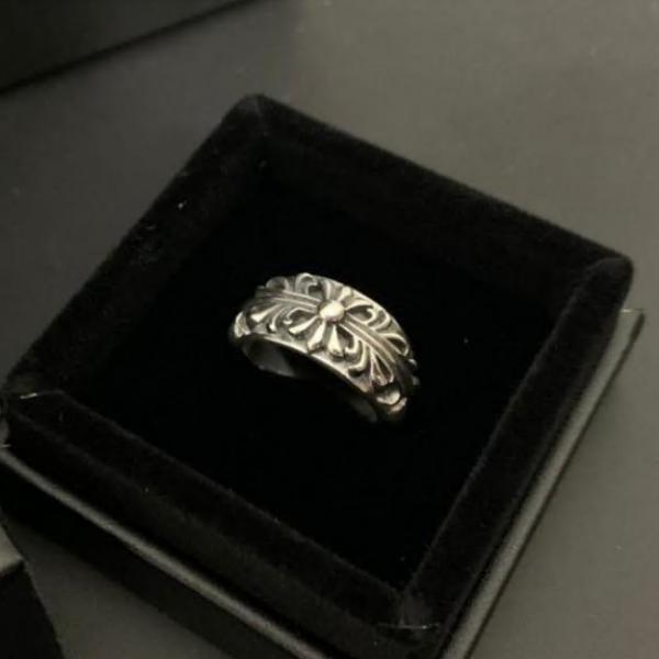 CHROME HEARTS クロムハーツ  925 フローラルクロスリング シルバー調 彫刻デザイン 重厚感 存在感抜群 アクセントジュエリー