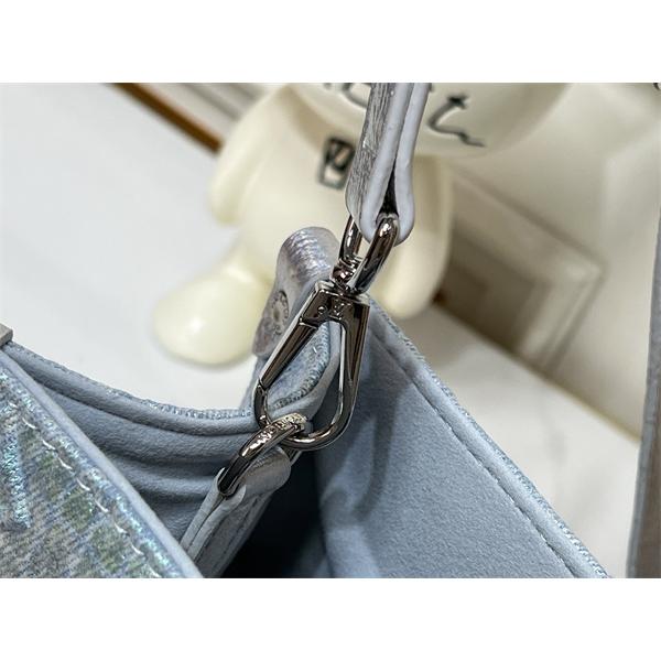 レザー調ハンドル LOUIS VUITTON ルイヴィトン コピー ショルダーバッグ 丸型チャーム付き ショップおすすめ
