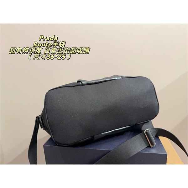 Prada Route 2026春夏プラダハンドバッグコピー大容量通勤通学斜め掛け人気オシャレ上品