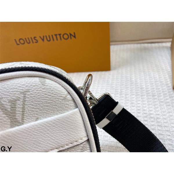 LV Alpha 2026トレンド春夏ルイヴィトンショルダーバッグコピー最高品質カジュアルスタイル