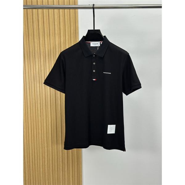 ネイビー系 クラシックフィット 旬顔 THOM BROWNE トムブラウン コピー ポロシャツ 注目アイテム 着回し力