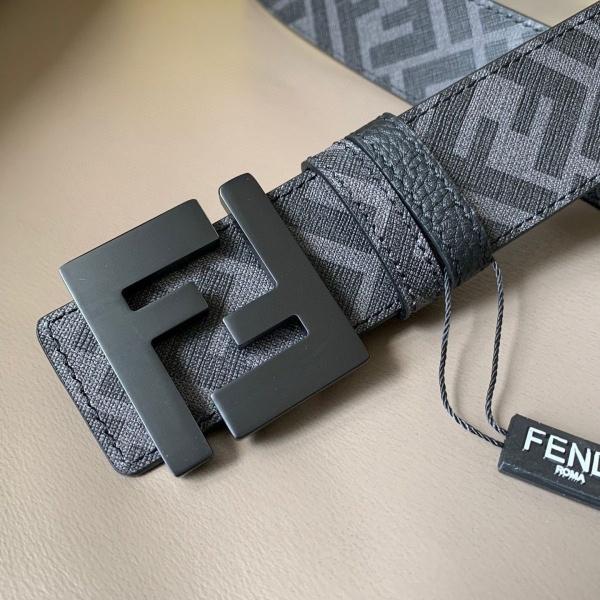FENDI コピー モノグラム リバーシブル レザーベルト ゴールドバックル ストリート人気