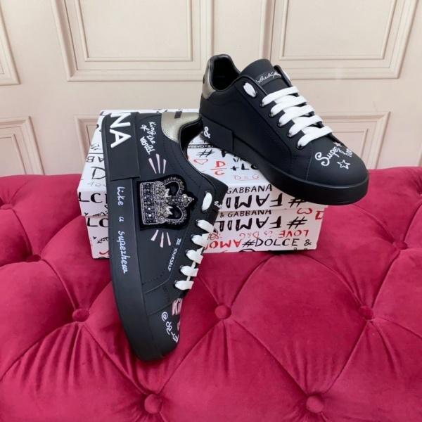 DOLCE&GABBANA コピー グラフィティアート ローカットスニーカー クラウン装飾 ストリート人気