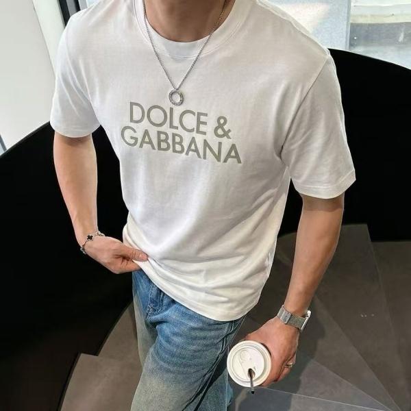 DOLCE&GABBANA コピー ロゴプリント半袖Tシャツ 2026新作 旬顔 着映え デイリー主力