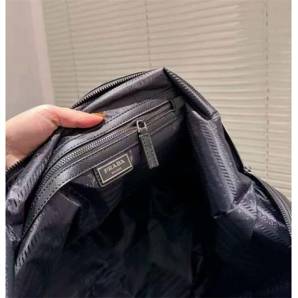 品質保証2026プラダボストンバッグコピー PRADA メンズ新作手持ちで機内持ち込みもラクラク