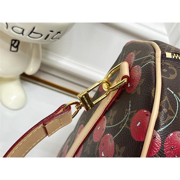 チェリー柄 選ばれやすい ダッフルスタイル 大容量 トラベル対応 LOUIS VUITTON ルイヴィトン コピー バッグ