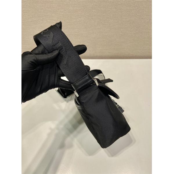 2VD070☆プラダメッセンジャーバッグコピーメンズSaffianoナイロン製ユニセックス