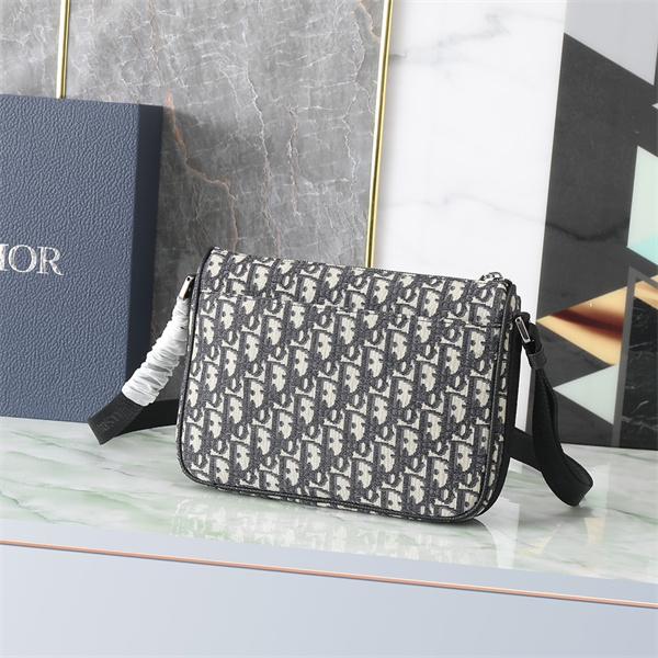 2026定番Dior Oblique ディオール メッセンジャーバッグスーパーコピーお洒落 上質なアイテム