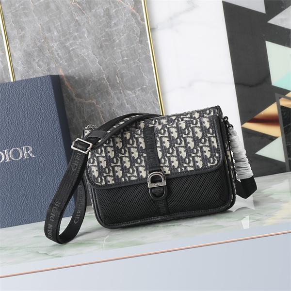2026定番Dior Oblique ディオール メッセンジャーバッグスーパーコピーお洒落 上質なアイテム