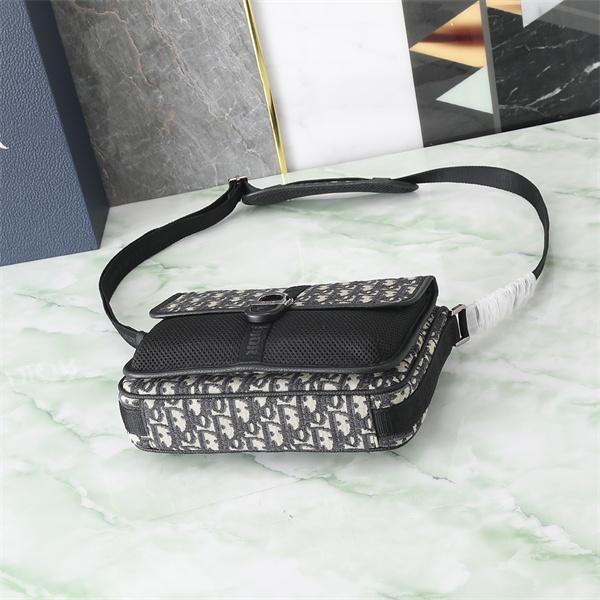 2026定番Dior Oblique ディオール メッセンジャーバッグスーパーコピーお洒落 上質なアイテム