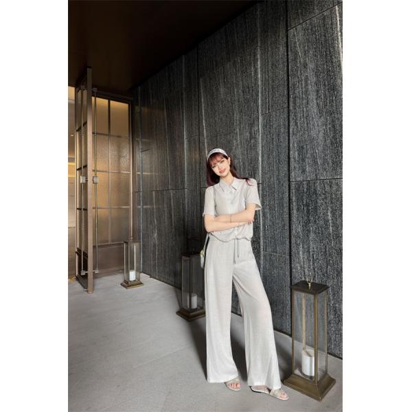 上品カジュアル きれいめニット風トップス×パンツ こなれ感 DIOR ディオール コピー セットアップ 通勤対応 軽量 快適デイリー