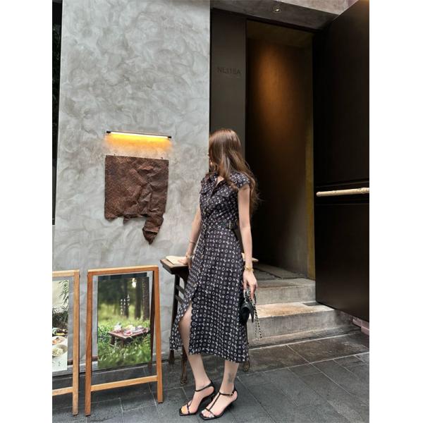 モノグラムシャツワンピース フレンチシック 着痩せシルエット LOUIS VUITTON ルイヴィトン コピー ワンピース 主役級ラグジュアリーコーデ