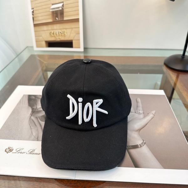 Dior ディオール 2026新作 ロゴ刺繍ベースボールキャップ キャンバス ユニセックス カジュアル 定番人気