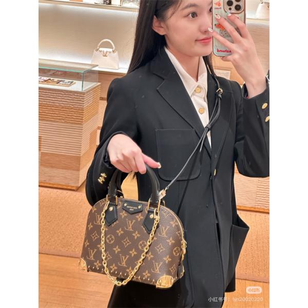 LV Alma Trunk★★ルイヴィトンハンドバッグコピー2026春夏最新人気モノグラムデザイン