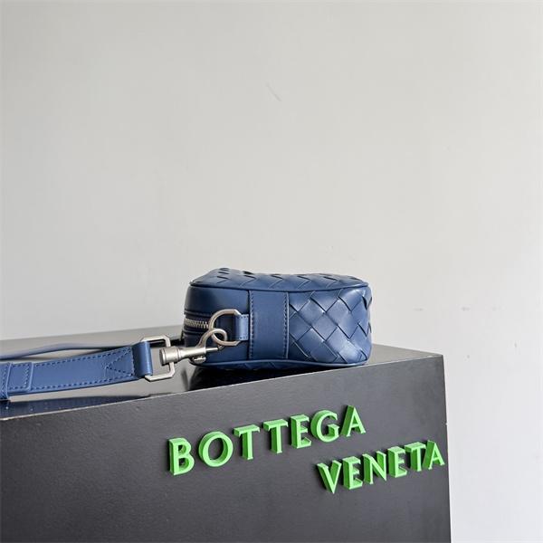 BOTTEGA VENETA INTRECCIATOボッテガ ヴェネタ カメラバッグコピーショルダー2026最新ユニセックス