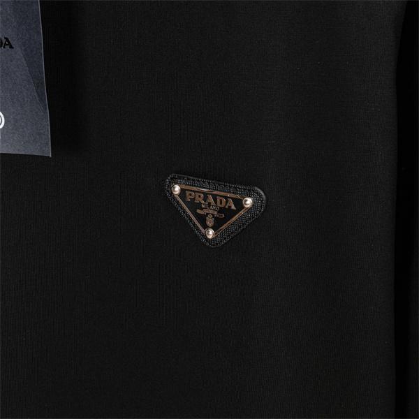 ロングスリーブ シンプルブラック 通勤カジュアル PRADA プラダ コピー Tシャツ 着回し対応 注目商品