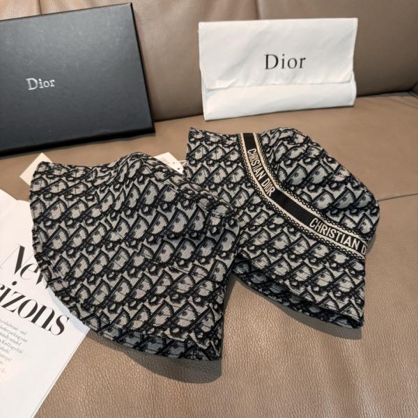 DIORディオールバケットハットコピー高品質頭囲57cm対応おしゃれで万能な一本