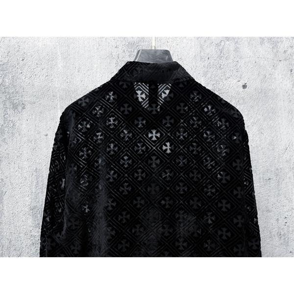  ロゴ総柄 ボタン仕様 CHROME HEARTS クロムハーツ コピー シャツ きれいめカジュアル 今季チェック