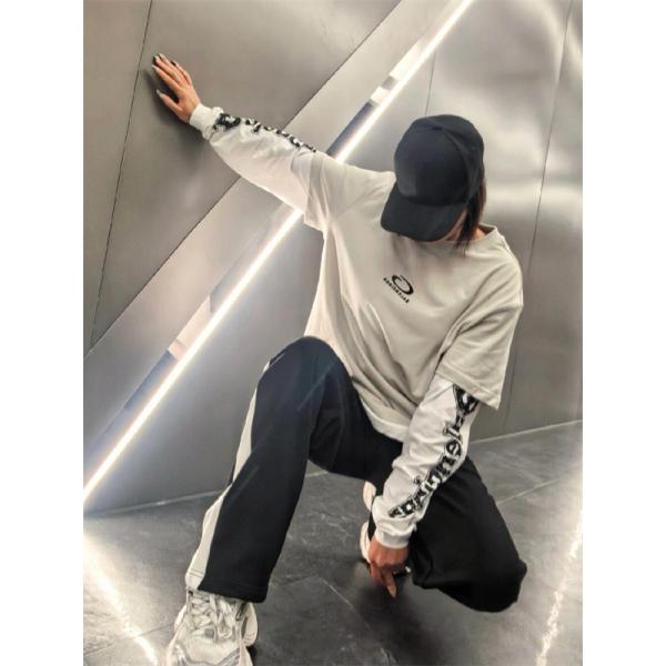 ロゴスリーブTシャツ レイヤード仕様 ルーズフィット BALENCIAGA バレンシアガ コピー Tシャツ デイリー対応 ストリート人気