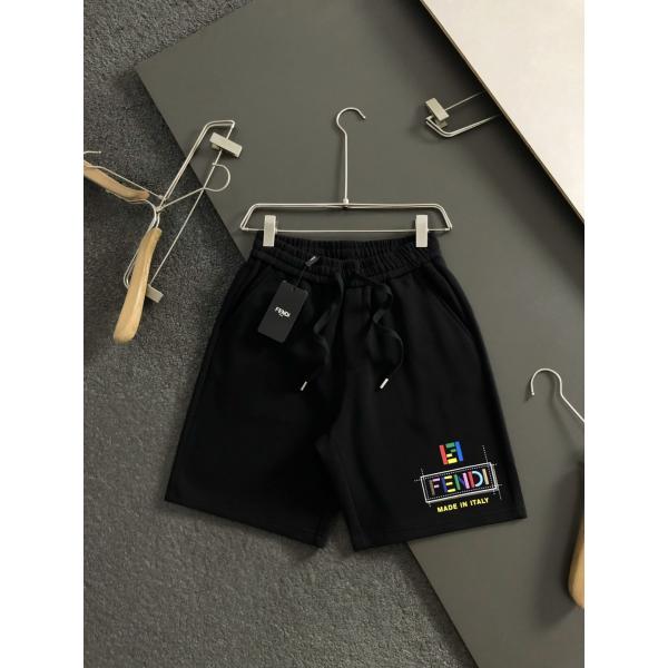 フェンディ 上下着 コピーFENDI限定セール新品半袖Ｔシャツ夏アイテム実用性