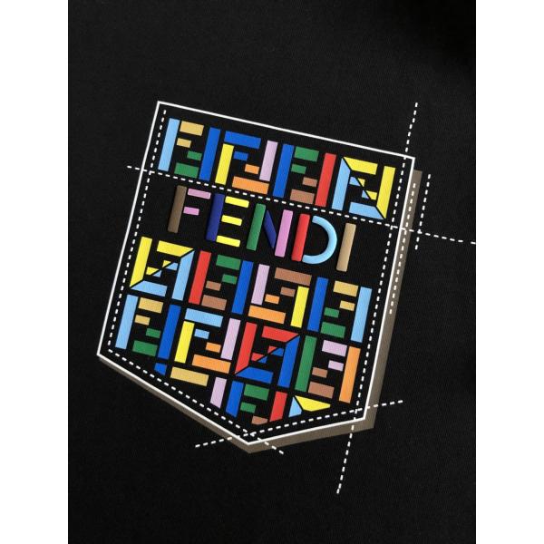 フェンディ 上下着 コピーFENDI限定セール新品半袖Ｔシャツ夏アイテム実用性