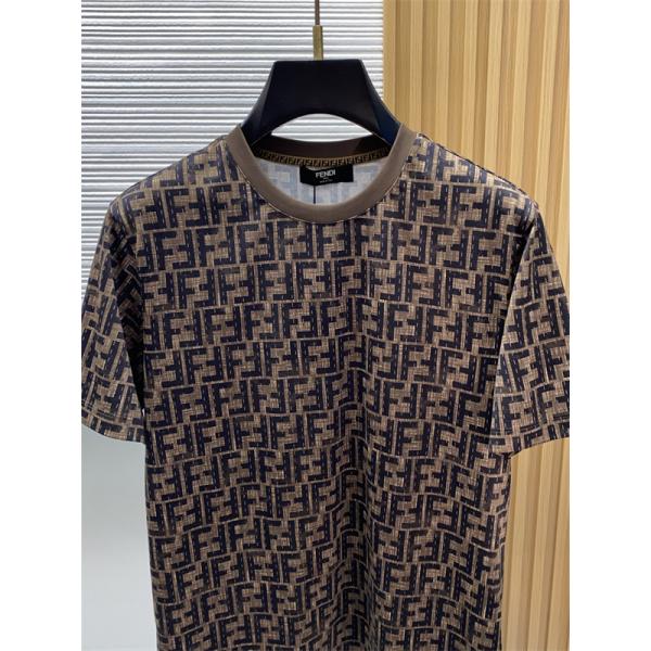 大人OK★FENDI★2026SS★ロゴ入半袖Tシャツ★フェンディスーパーコピー 激安柔らかい万能アイテム