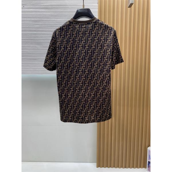 大人OK★FENDI★2026SS★ロゴ入半袖Tシャツ★フェンディスーパーコピー 激安柔らかい万能アイテム