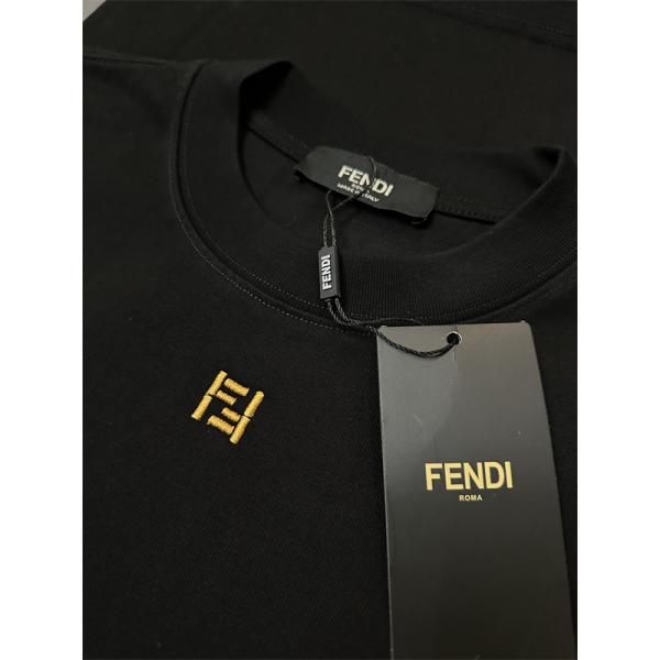 お洒落に魅せる 2026春夏新作 フェンディ FENDI Tシャツ半袖コピー 激安(日本最大級)