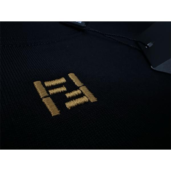 お洒落に魅せる 2026春夏新作 フェンディ FENDI Tシャツ半袖コピー 激安(日本最大級)
