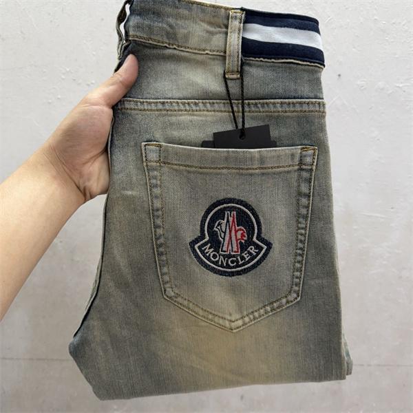 MONCLER 数年愛用しても人気アイテム デニムパンツ 特に話題なの上品　即完売 モンクレール 最新トレンド2019年春夏コレクション ブランド コピー 激安(日本最大級)